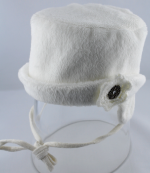 Döll  - Edles Mädchen-Hütchen,- mit Ohrenklappen, Bindeband und Applikation,- innen mit Baumwolle gefüttert